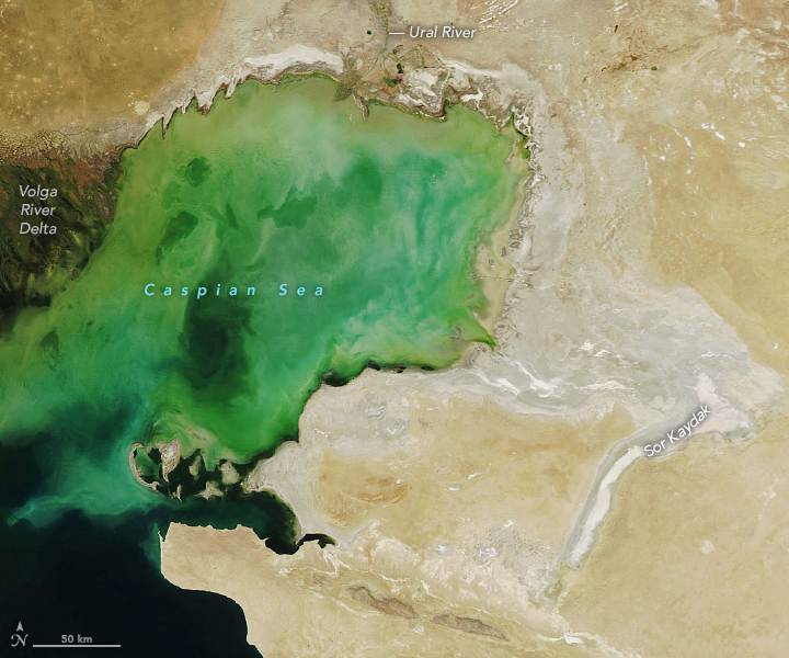 NASA: Η συρρικνούμενη ακτογραμμή της Κασπίας Θάλασσας από το διάστημα